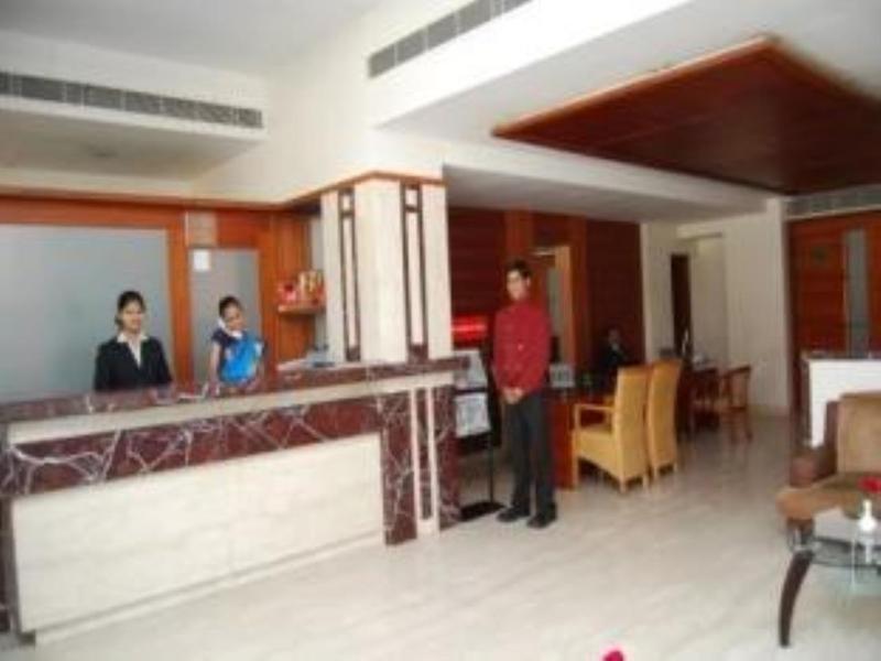 Comfort Inn Lakhnaú Exteriér fotografie